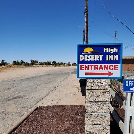 High Desert Inn Хеспирия Екстериор снимка